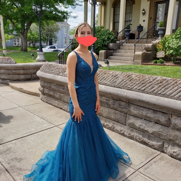 Prom Dress - Picture 6 of 10